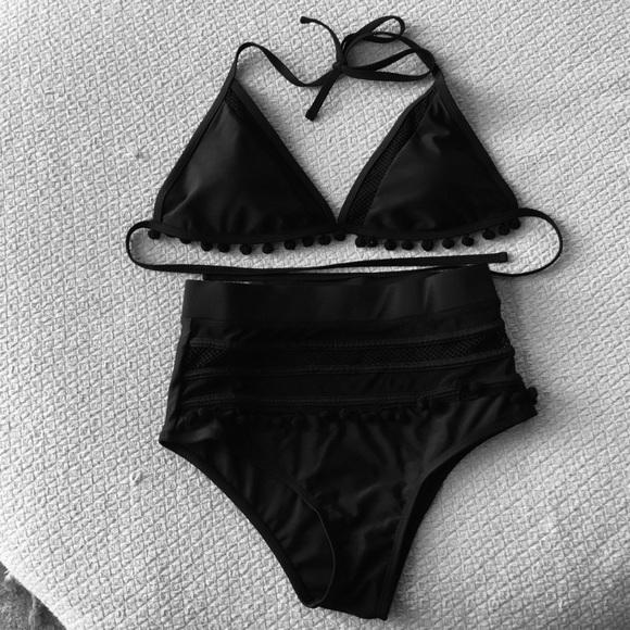 Victoria secret 2 piece swim suit - Picture 2 of 6